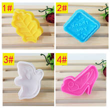 Fondant Mold Cookie Sugar Moulds Pastry Decorating 10pcs DIY Plastic Cute Shape Biscuit Mold Baking Tools Random Pattern 2024 - buy cheap