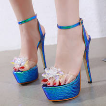 Sandálias femininas de salto transparente, com tiras para tornozelo, sapatos de casamento cor-de-rosa e azul, ymb84 2024 - compre barato