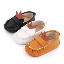 Новое поступление 2021, обувь для маленьких мальчиков и девочек, обувь для первых шагов, Мокасины, милая мягкая подошва в виде ананаса, детская обувь 2024 - купить недорого