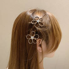 MWSONYA 2021 Fashion Korean Crystal Hollow Flowers Hairpin for Women Hair Clip Hair Accessory Jewelry Gift 2024 - buy cheap