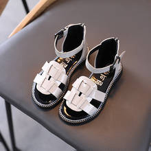 Сандалии-гладиаторы для девочек, черные пляжные туфли с ремешком на щиколотке, на молнии сзади, с открытым носком, 2021 2024 - купить недорого
