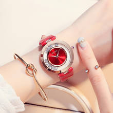Лидирующий бренд для женщин браслет часы Дамы Любят Кожаный ремешок Стразы кварцевые наручные часы Роскошные модные кварцевые часы 2024 - купить недорого