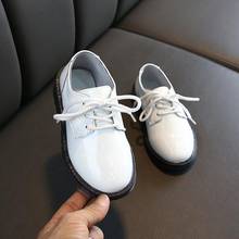 Брендовая детская кожаная обувь; детская модная обувь; Весенняя мягкая обувь в британском стиле для мальчиков и девочек 2024 - купить недорого