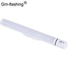 Barra giratoria con Sensor de movimiento PIR, luz para armario LED lámpara de luz, tubo ropero para cocina/dormitorio, 5LED 2024 - compra barato