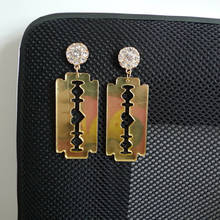 Pendientes acrílicos con hoja de afeitar para hombre y mujer, aretes con diamantes de imitación, estilo hip hop, E19120 2024 - compra barato