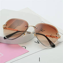 Óculos de sol sem aro uv400, óculos de sol sem armação feminino de metal em degradê lentes de corte 2024 - compre barato