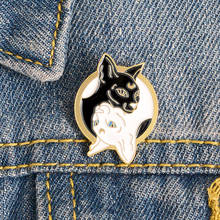 Painted Black White Cat Denim Shirt Brooch Enamel Pins Metal Broches for Men Women Badge Pines Metalicos Brosche Accessories 2024 - buy cheap