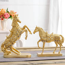 Resina criativa animal auspicioso cavalo estátua artesanato decoração para casa moderna acessórios/escritório desktop cavalo dourado decoração 2024 - compre barato