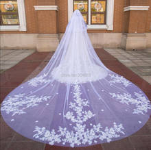 Потрясающая двухслойная роскошная кружевная свадебная вуаль с цветами длиной 4 метра, Фата для невесты с расческой 2024 - купить недорого