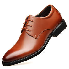 Sapatos de couro genuíno masculinos, sapatos oxford de aumento 6cm de couro marrom e preto para negócios, casamento e negócios, sapatos masculinos de elevação 2024 - compre barato