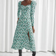 Женское платье миди с квадратным воротником, пышными длинными рукавами, цветочным принтом, открытой спиной и разрезом 2024 - купить недорого