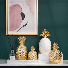 Europeu-estilo galvanoplastia ouro abacaxi ornamentos sala de estar escritório artesanato cerâmica ornamentos presentes de casamento decoração para casa 2024 - compre barato