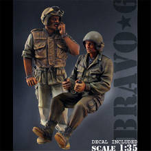 Figura de resina de los pilotos de la guerra de Vietnam, Kit de modelos de montaje a escala 1/35, juguete autoensamblado incoloro NO.111, 2 uds. 2024 - compra barato