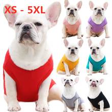 Однотонная хлопковая футболка для домашних животных Собаки Кошки Одежда для маленьких больших собак лето Цвет панель в форме французского бульдога жилетка для собаки одежда XS-5XL 2024 - купить недорого