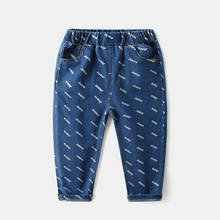 Calça jeans de algodão com letras para meninos e meninas, roupa infantil com cintura elástica 2024 - compre barato