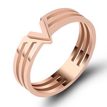 Anillos con letras en V para hombre y mujer, accesorios de boda de acero inoxidable multicapa, regalo para enamorados 2024 - compra barato