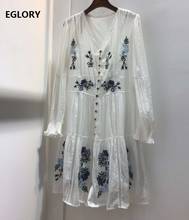Vestido de pasarela de alta calidad para mujer, nuevo vestido de otoño con cuello en V, bordado ahuecado, patrones de flores, manga larga, blanco y negro, 2020 2024 - compra barato