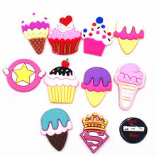 Broche de PVC con dibujos animados para decoración, 1 Uds., para pastel de helado, corona Imperial, insignia suave para decoración de mochilas, ropa, bufanda y sombrero 2024 - compra barato