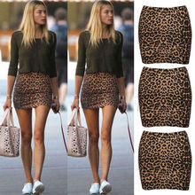 Falda corta con estampado de leopardo para mujer, minifalda de tubo de cintura alta, ceñida a la cadera, suave, nueva moda 2024 - compra barato