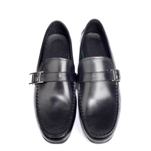 Sapatos masculinos de couro genuíno, calçados para barco de lazer para primavera e verão com fivela 2024 - compre barato