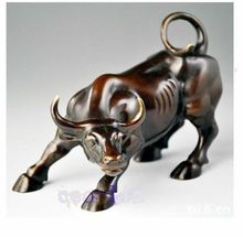 Collection Chinese Brass Carved Animal Zodiac Cattle Hot Big Wall Street Brass Fierce Bull OX Statue 2024 - buy cheap