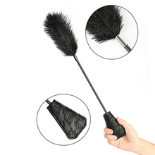 Látigo de plumas negras para hombres y mujeres, látigo Sexy para sexo, productos sexuales, fetiche, esclavo, azotes, Juguetes sexuales 2024 - compra barato