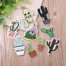 Pgy 1 pçs cactus série remendos bordados ferro bonito potted cactus para crianças roupas diy emblemas floração cactus adesivos 2024 - compre barato