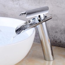 Смеситель для ванной комнаты современный стеклянный водопад современный хромированный латунный Смеситель для раковины для ванной комнаты кран с водопадом 2024 - купить недорого