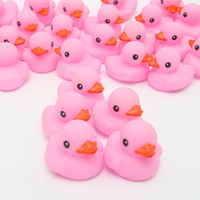 20 peças/2018 Flutuante Pato Bonito Banho Do Bebê de Brinquedo Pato de Borracha Cor De Rosa de Distribuição De Presente Brinquedo Clássico Por Atacado bebê Da Menina do Menino 2024 - compre barato