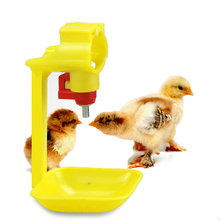 Tazas de comedor de agua para pollos, bebedero automático de aves de corral, pato, codorniz, tazas colgantes, herramientas de alimentación de aves de corral, 20 Uds. 2024 - compra barato