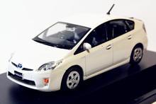 1/43 Toyota Prius pearl white Diecast Model Toy Gift 2024 - buy cheap