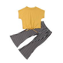 От 2 до 7 лет, модная желтая футболка с короткими рукавами для маленьких девочек топы в полоску, расклешенные штаны, комплект летней одежды из 2 предметов 2024 - купить недорого