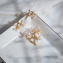 Vanssey Fashion Jewelry Flower Leaf Branch Natural Freshwater Pearl Brooch Pins Wedding Accessories for Women 2019 New 2024 - buy cheap