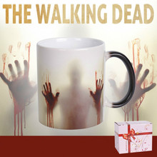 Taza de café de cerámica de Color sensible al calor, taza creativa de The Walking Dead, regalo sorpresa, taza de té con manos sangrientas y temperatura 2024 - compra barato