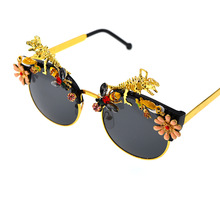 Gafas De Sol barrocas De abeja para mujer, anteojos De Sol femeninos De lujo, Color dorado, a la moda, Estilo Vintage, 2018 2024 - compra barato