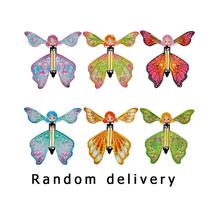 Tarjeta de papel volador de mariposa mágica para niños, banda de goma, Hada, trucos de magia clásicos, juguetes, novedad, juguete de mordaza 2024 - compra barato