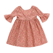 Платье с расклешенными рукавами и цветочным принтом для маленьких девочек 2024 - купить недорого