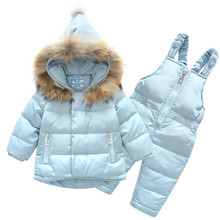 Для маленьких мальчиков наряды для малышей зимний костюм для девочек 2 шт. с капюшоном вниз комбинезон меховой воротник зимняя одежда детская теплая куртка 2024 - купить недорого