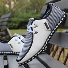 Zapatos informales transpirables para hombre, mocasines de piel sintética a la moda, planos, tenis masculinos, sin cordones 2024 - compra barato