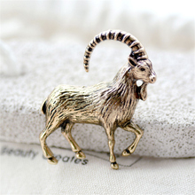 Retro Antelope Animal Brooches Jewelry Gold Silver Color Alloy Goat Brooch For Women Men Coat Suit Scarf Badge Pins Accessories 2024 - buy cheap