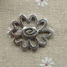 63 шт., тибетское серебро цветок разъемы 33x28 мм #012 2024 - купить недорого