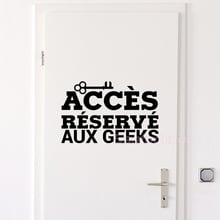 Adhesivos franceses Accese Reserve Aux Geek Adhesivo de pared con letras Adhesivo de pared y puerta arte decoración del hogar para sala de estar decoración del hogar 2024 - compra barato