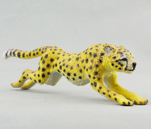 Can Wholesale USA brand 3AAA simulation of wild animal toy model East African cheetah model toys for children 2024 - buy cheap