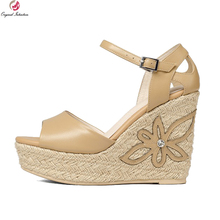 Sandalias de piel con punta abierta para mujer, zapatos de cuña, color blanco, para playa, talla estadounidense 4-8,5 2024 - compra barato