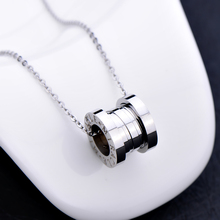Lançamento colar de titânio 316l aço redondo colar pingente de mola joia clássica de aço inoxidável para mulheres presente de natal 2024 - compre barato