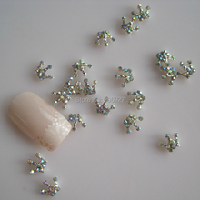 MD-741 de diamantes de imitación de Cristal AB para decoración de uñas, 10 Uds., Plata pequeña, corona, dijes de Metal 2024 - compra barato