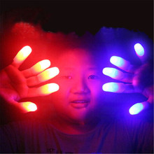 2 шт. Забавный магический трюк реквизит светодиодный свет мигающие пальцы дети Удивительные фантастические светящиеся игрушки Дети светящиеся подарки случайный 2024 - купить недорого