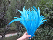 Venta al por mayor 50 unids/lote azul natural hermosas plumas de gallo 35-40cm 14-16 pulgadas 2024 - compra barato