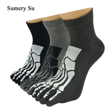 3 Pairs/Lot Five Toe Socks Men Skull Pattern Hand Bone Brand Design Cotton Casual Halloween Skeleton Fun Socks 2 Styles 2024 - buy cheap
