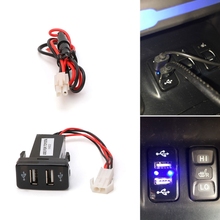 Adaptador de enchufe para coche, Cargador USB de doble puerto de 12V y 4.2A con luz LED para Toyota VIGO 2024 - compra barato